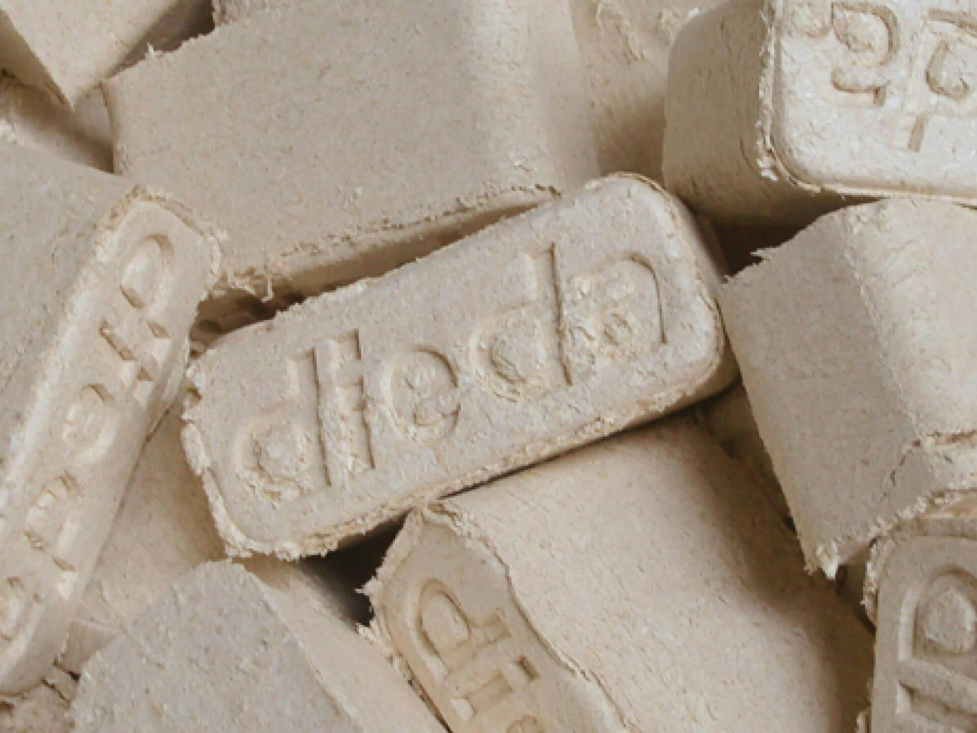 Bricketts mit DIEDA Logo